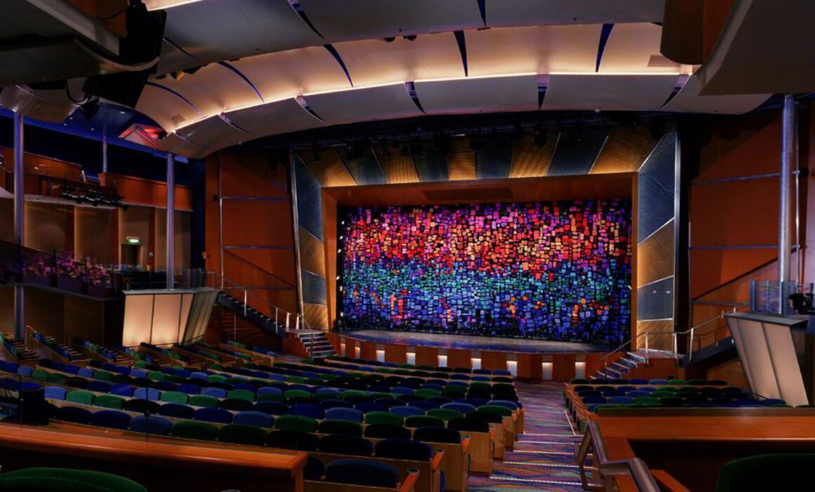 Royal Caribbean Cruise Lines Radiance of the Seas : Aurora Theater