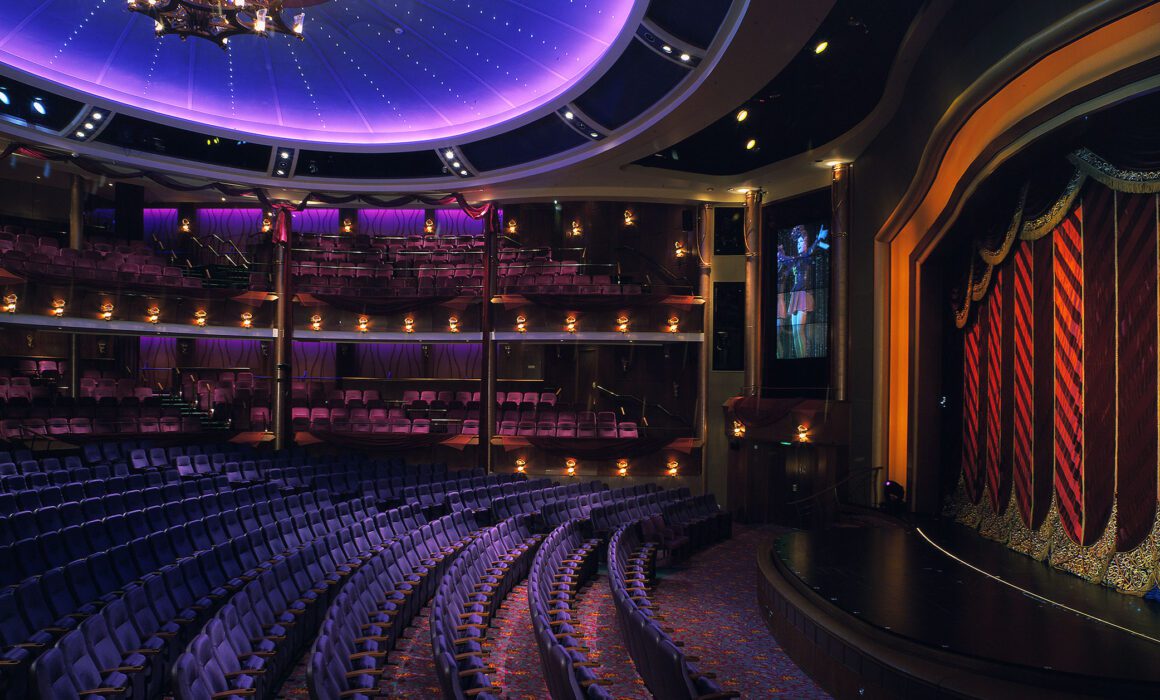 Royal Caribbean Cruise Lines, Voyager of the Seas : La Scala Theatre