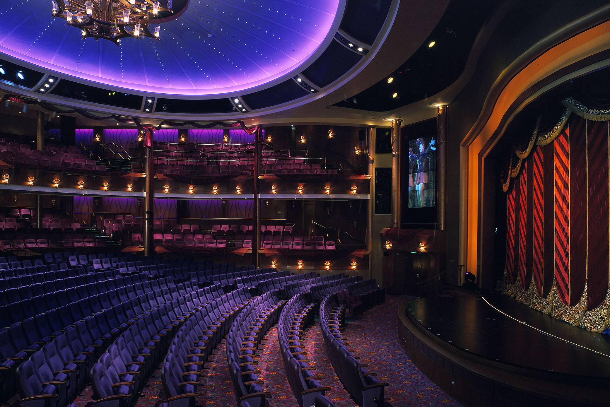 Royal Caribbean International – Voyager of the Seas, La Scala Theatre ...